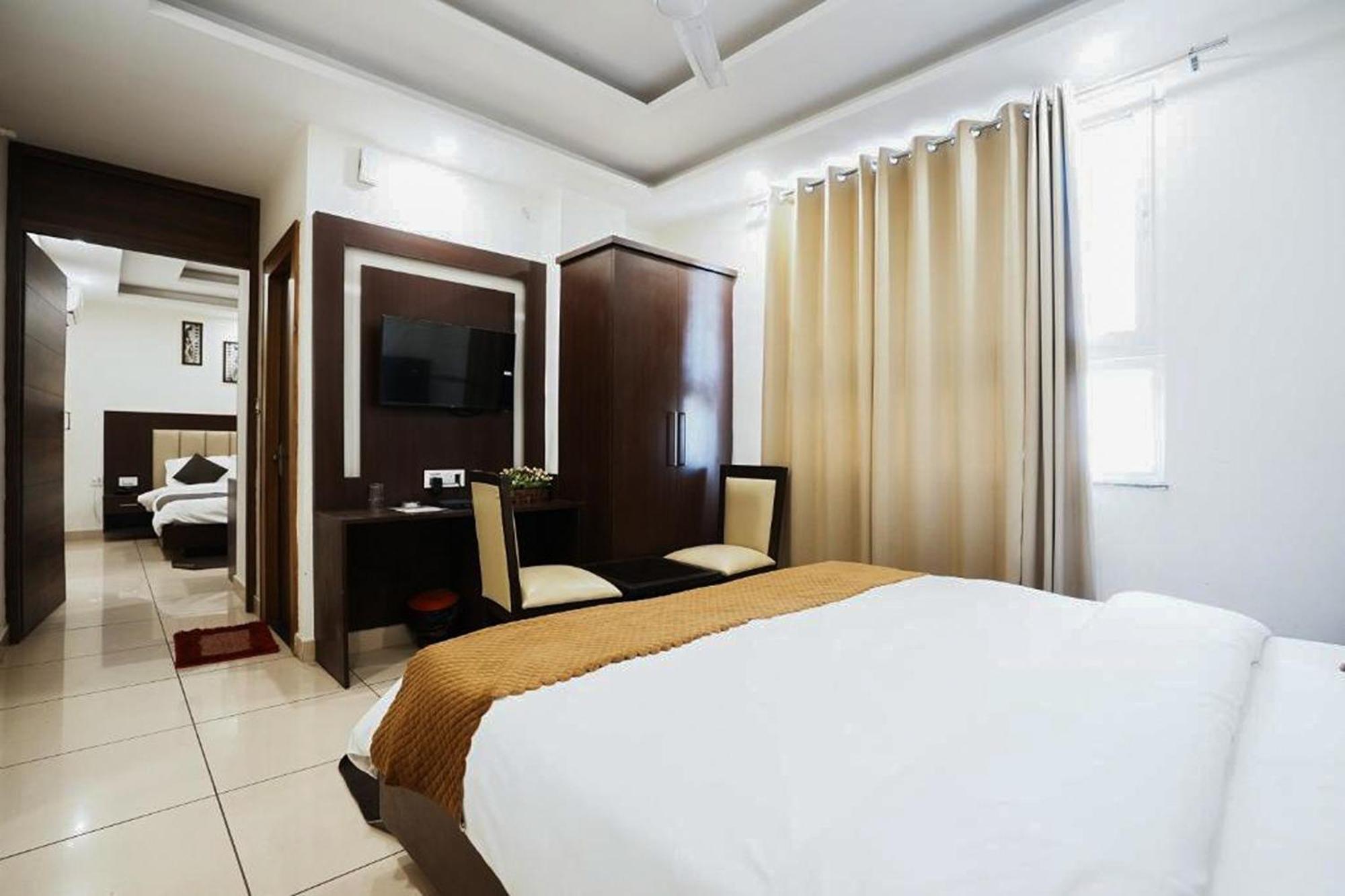 Hotel The 7 Seas Rishīkesh Екстериор снимка