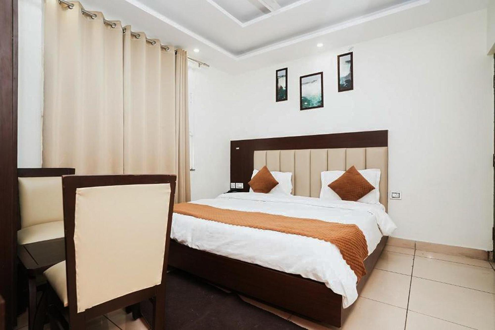 Hotel The 7 Seas Rishīkesh Екстериор снимка