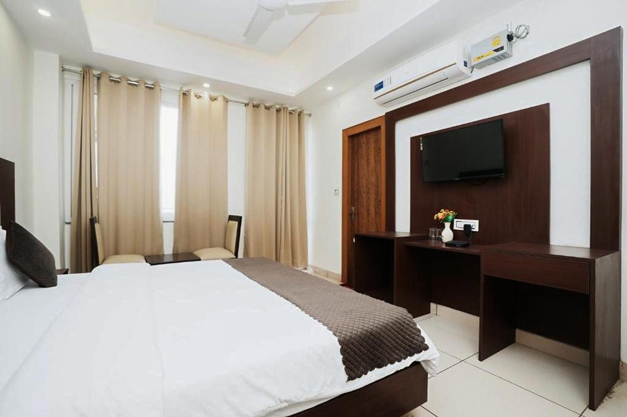 Hotel The 7 Seas Rishīkesh Екстериор снимка