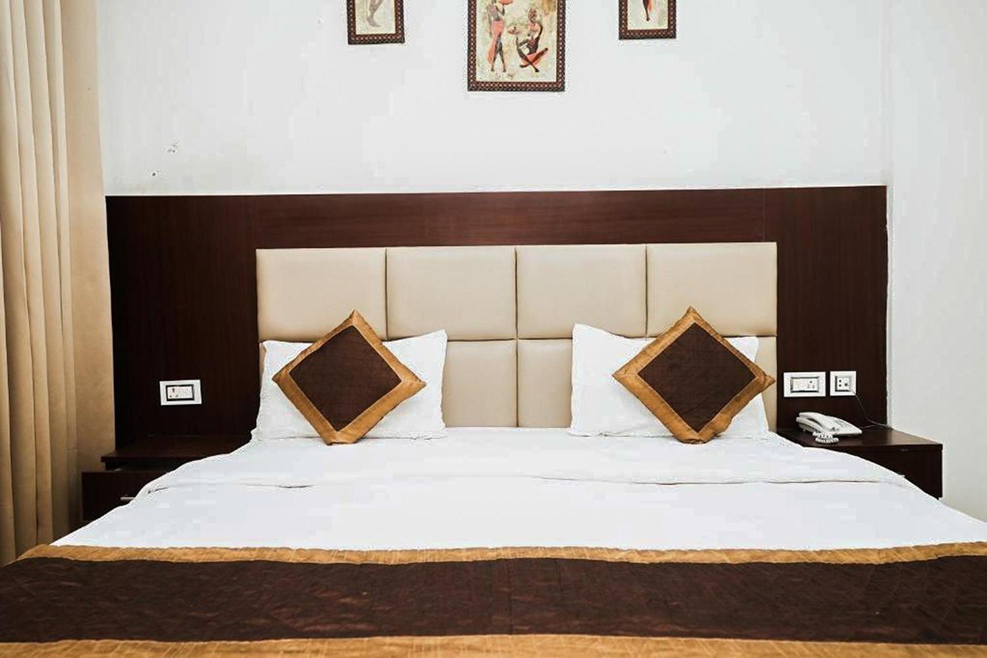Hotel The 7 Seas Rishīkesh Екстериор снимка